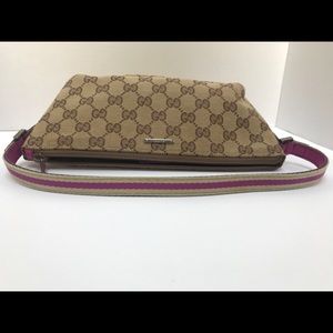 Gucci vintage small bag pochette